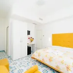 Πανσιόν La Casa Di Aurora 3*